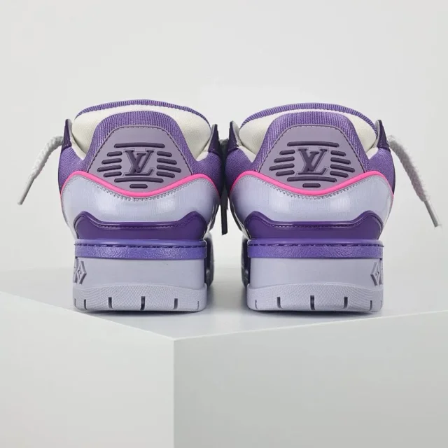Louis Vuitton Sneakers Rhinestone-embellished low-top product detail image 83