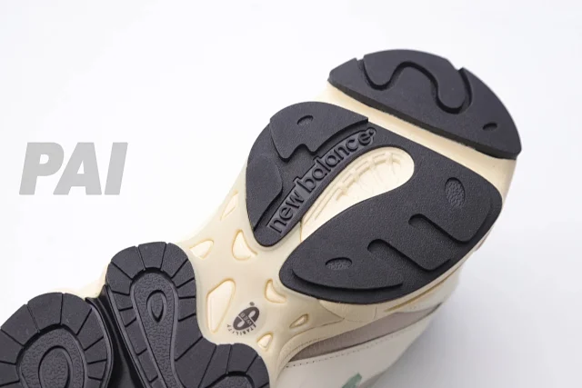 New Balance Sneakers 1000 product detail image 50