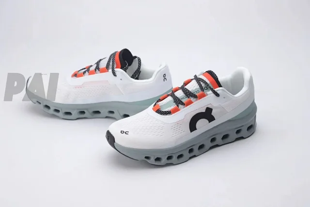 On Sneakers Cloudmonster 1 product detail image 26