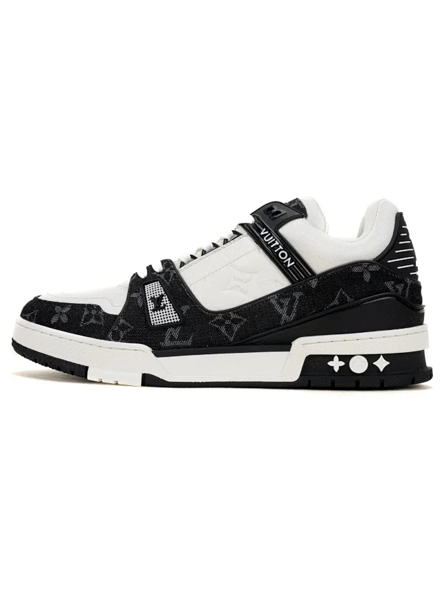 Louis Vuitton Sneakers Low-top monogram product detail image 31