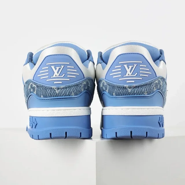 Louis Vuitton Sneakers Rhinestone-embellished low-top product detail image 14