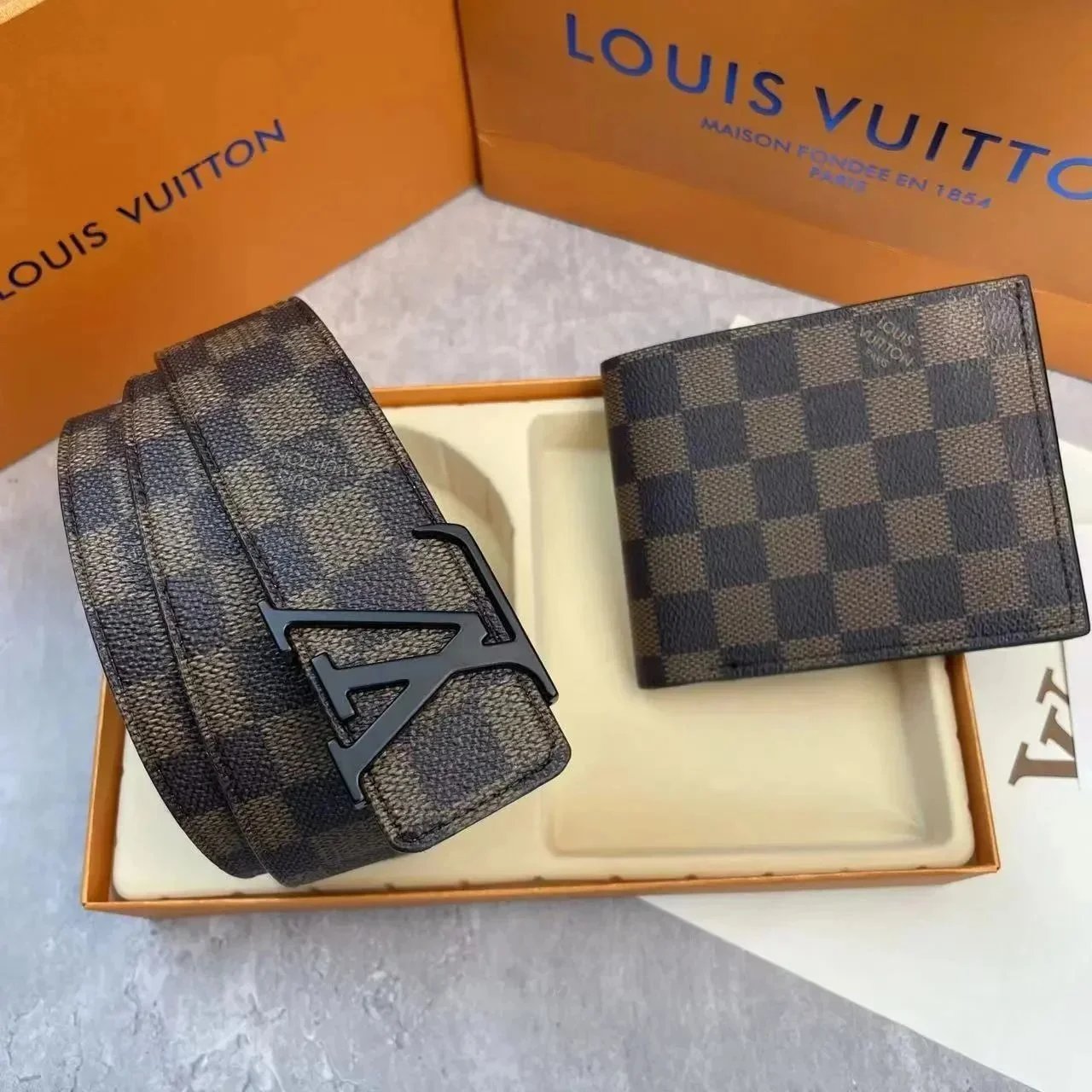 Hermès Belts Black leather belt with H buckle — 10