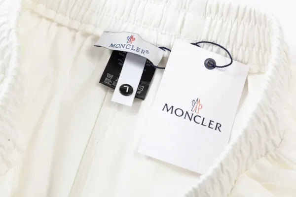 Moncler Genius Shorts White with Red Stripe and Logo - 44