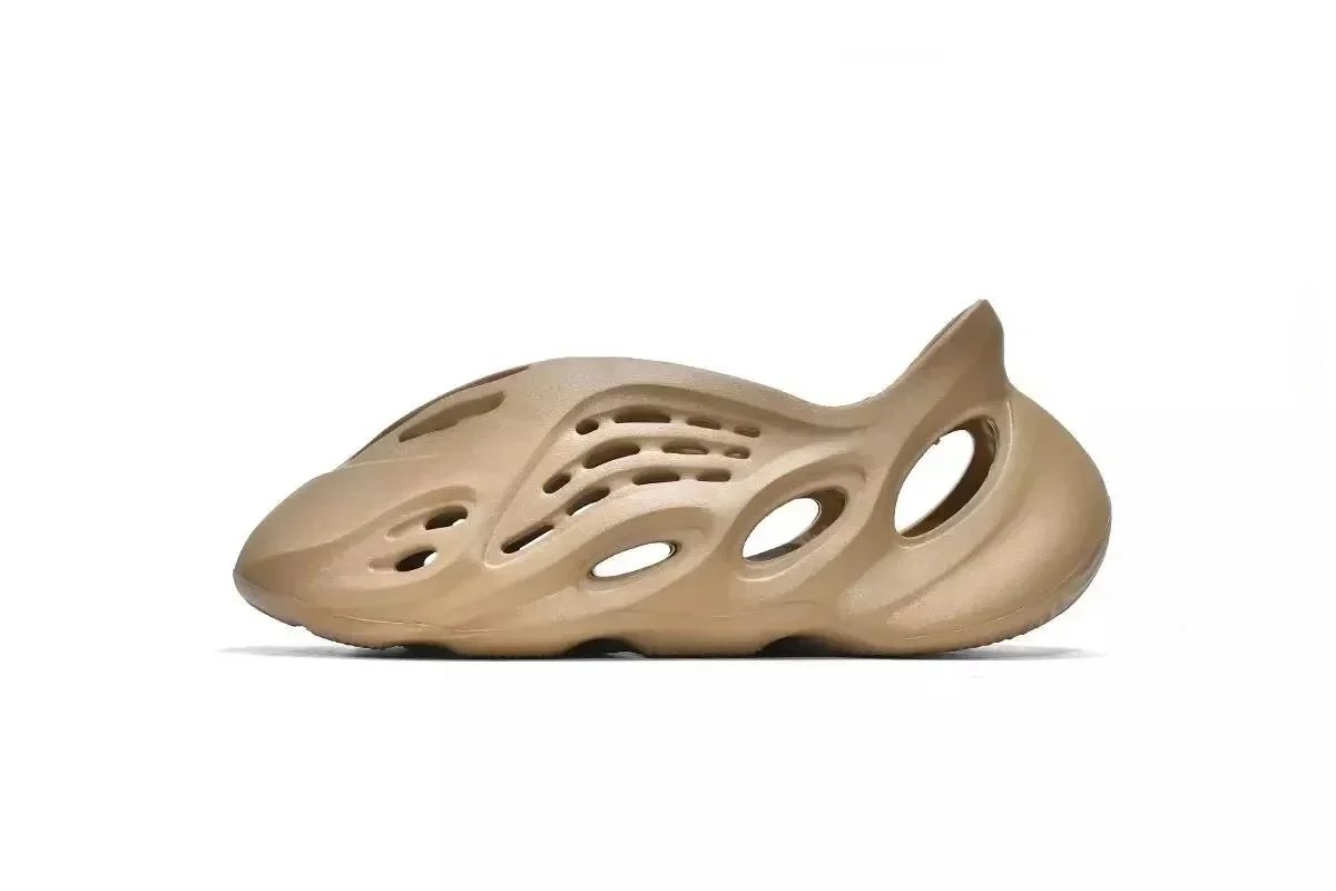 Unbranded Sneakers Yeezy Foam RNNR — Ochre GW3354