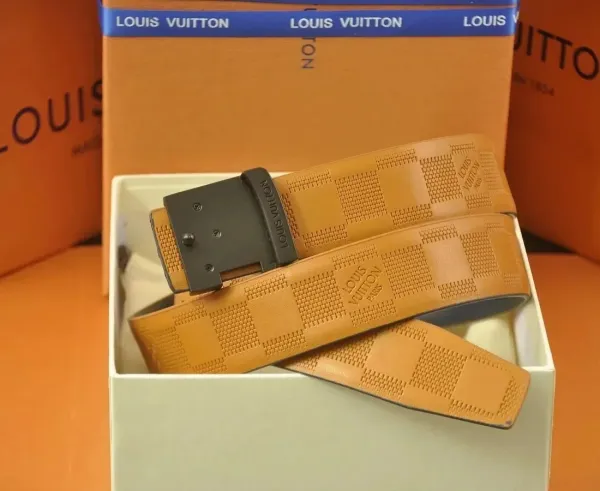 Louis Vuitton LV Initiales Belt Black Leather Belt - 5