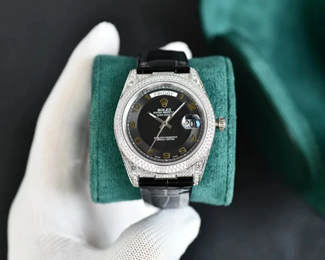 Rolex Watches Datejust fluted-bezel date watch with jubilee-style bracelet product detail image 7