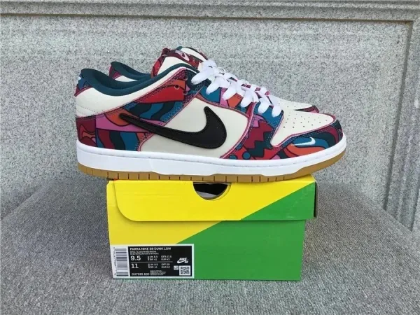 Nike Dunk Low SP University Red/White Sneakers - 7
