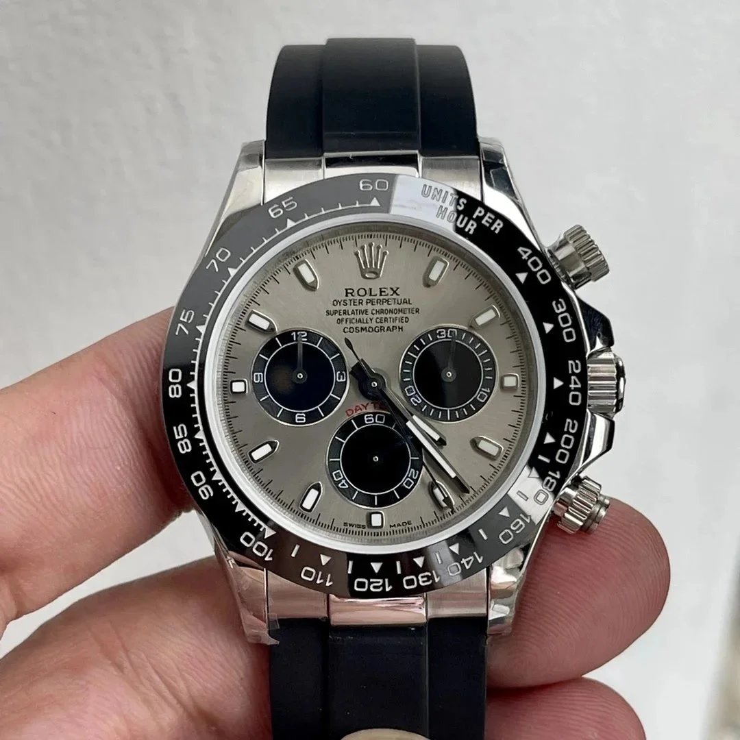 Rolex Multiple watch models — 28
