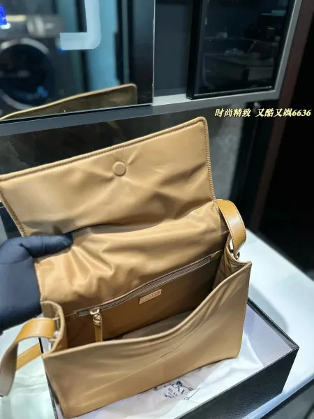 Prada Re-Edition 2005 Bucket Bag Beige Leather Handbag - 8