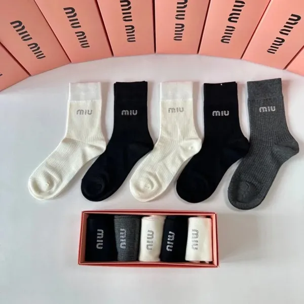 Loewe Anagram Logo Socks Black and Cream - 25