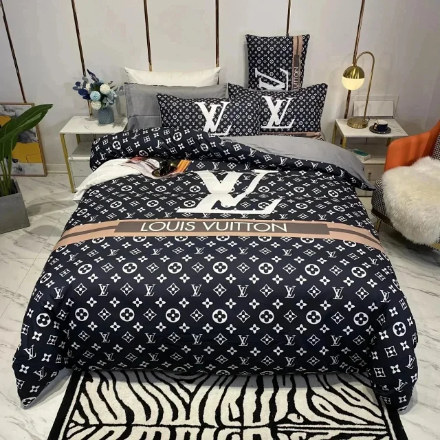 Louis Vuitton Uncategorized Four-Piece Logo-Print Bed Sheet Set product detail image 9