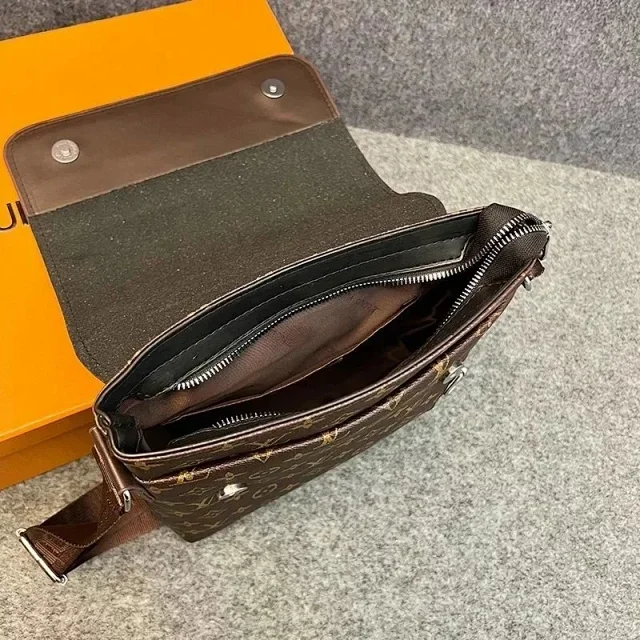 Gucci Backpacks Monogram Backpack product detail image 8
