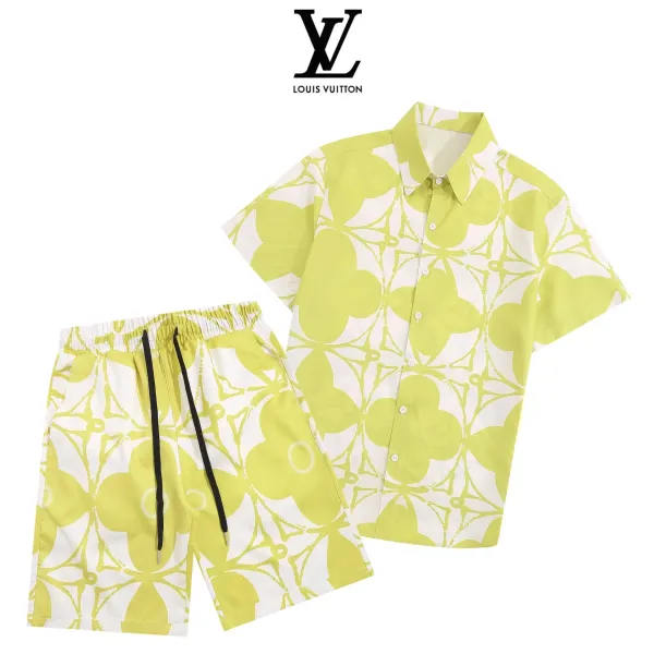 Design Patterned Lime Green Short-Sleeve Button-Up Shirt - 15