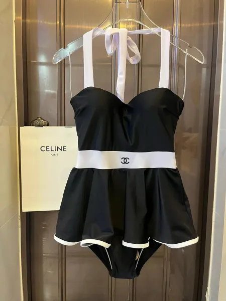 Chanel Ribbed Bralette and Brief Set Black and White Underwear - 29