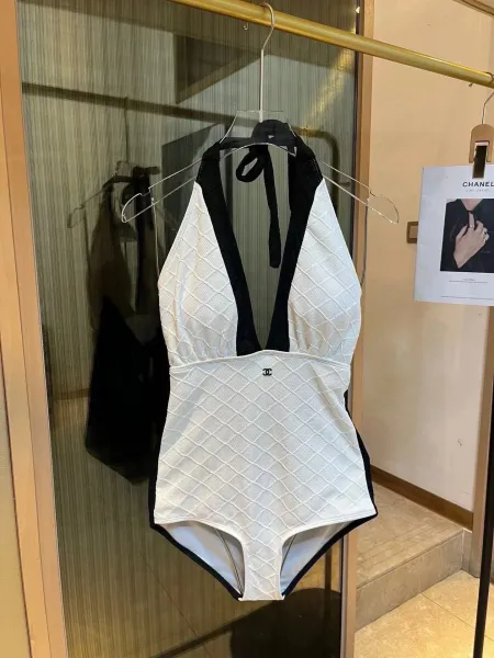Chanel Ribbed Bralette and Brief Set Black and White Underwear - 20