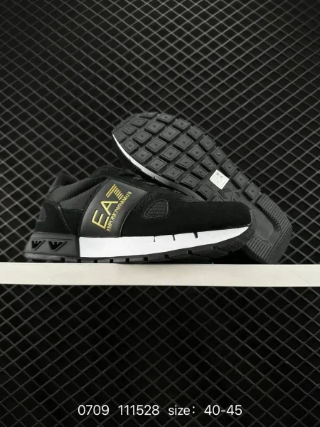 EA7 Emporio Armani Runner Multicolor Sneakers - 8