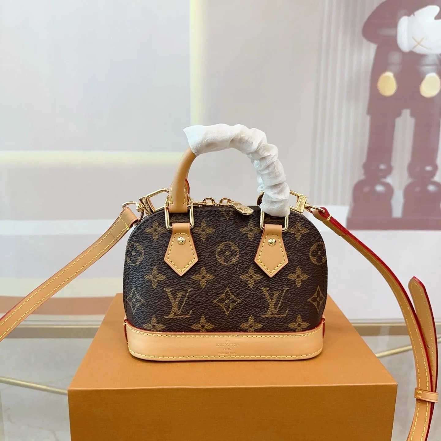Louis Vuitton LV Twist Mini Yellow Leather Shoulder Bag - 23