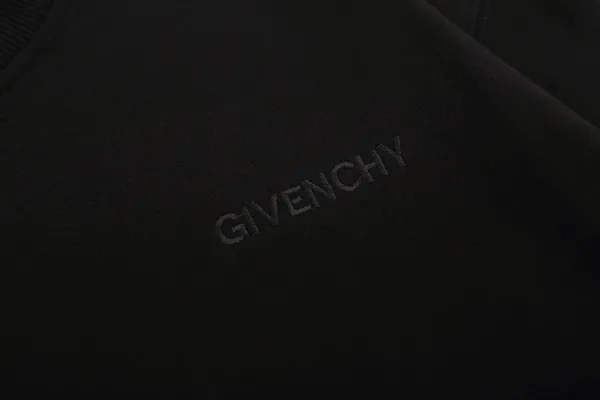 Givenchy Star-Embellished Black Crewneck Sweatshirt - 5