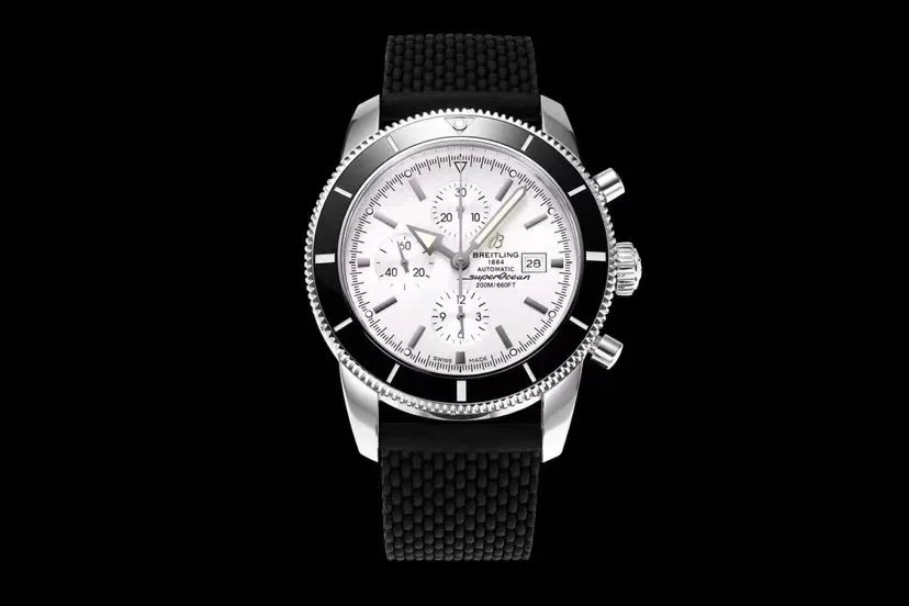 Breitling Watches Superocean Automatic — 37