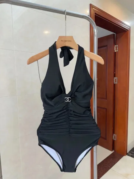 Chanel Quilted Zip-Front Bodysuit White Activewear - 35