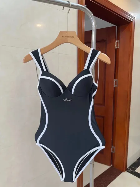 Chanel Quilted Zip-Front Bodysuit White Activewear - 16