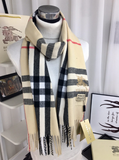 Burberry Scarves Classic check fringed scarf — A- 3 beige