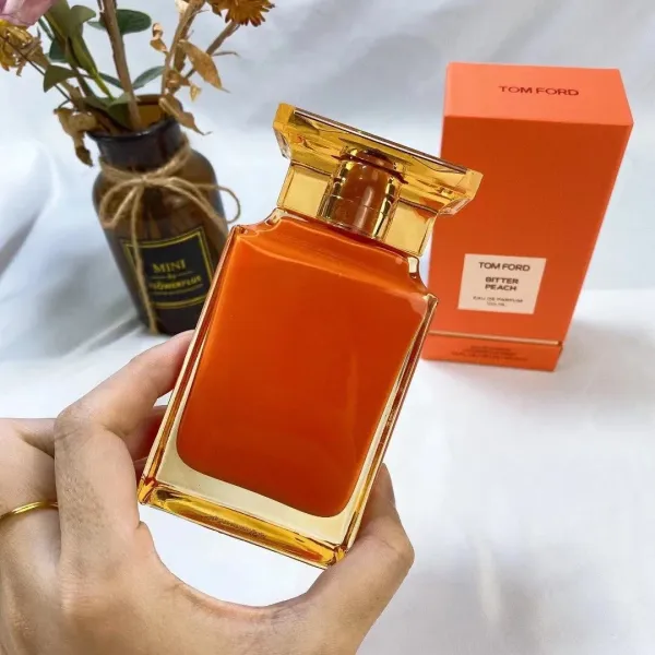 Tom Ford Eau de Jasmin Rouge Burgundy Eau de Toilette - 41