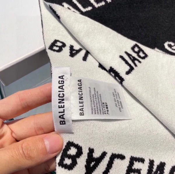 Balenciaga Logo Print Reversible Scarf Black/White - 6