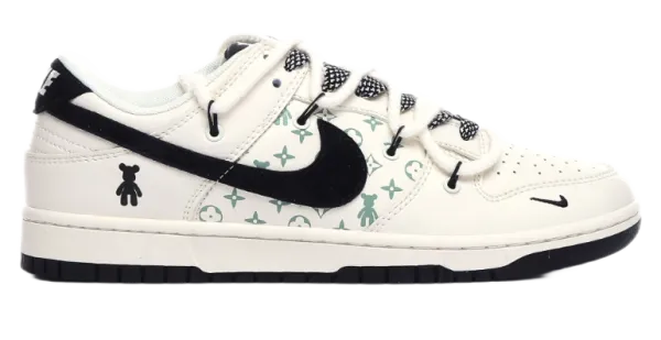 Nike SB Dunk Low x The North Face White Navy Red Sneakers - 15