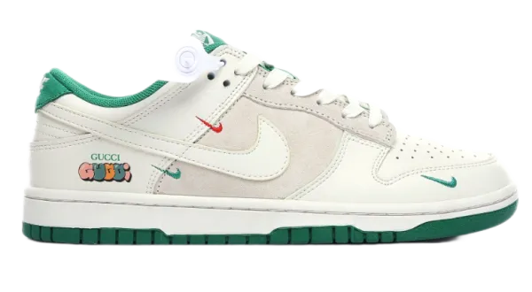 Nike SB Dunk Low x The North Face White Navy Red Sneakers - 7