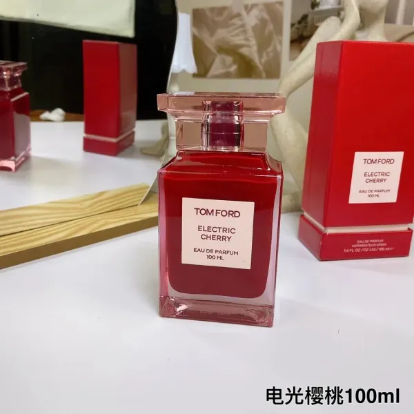 Tom Ford Eau de Jasmin Rouge Burgundy Eau de Toilette - 66