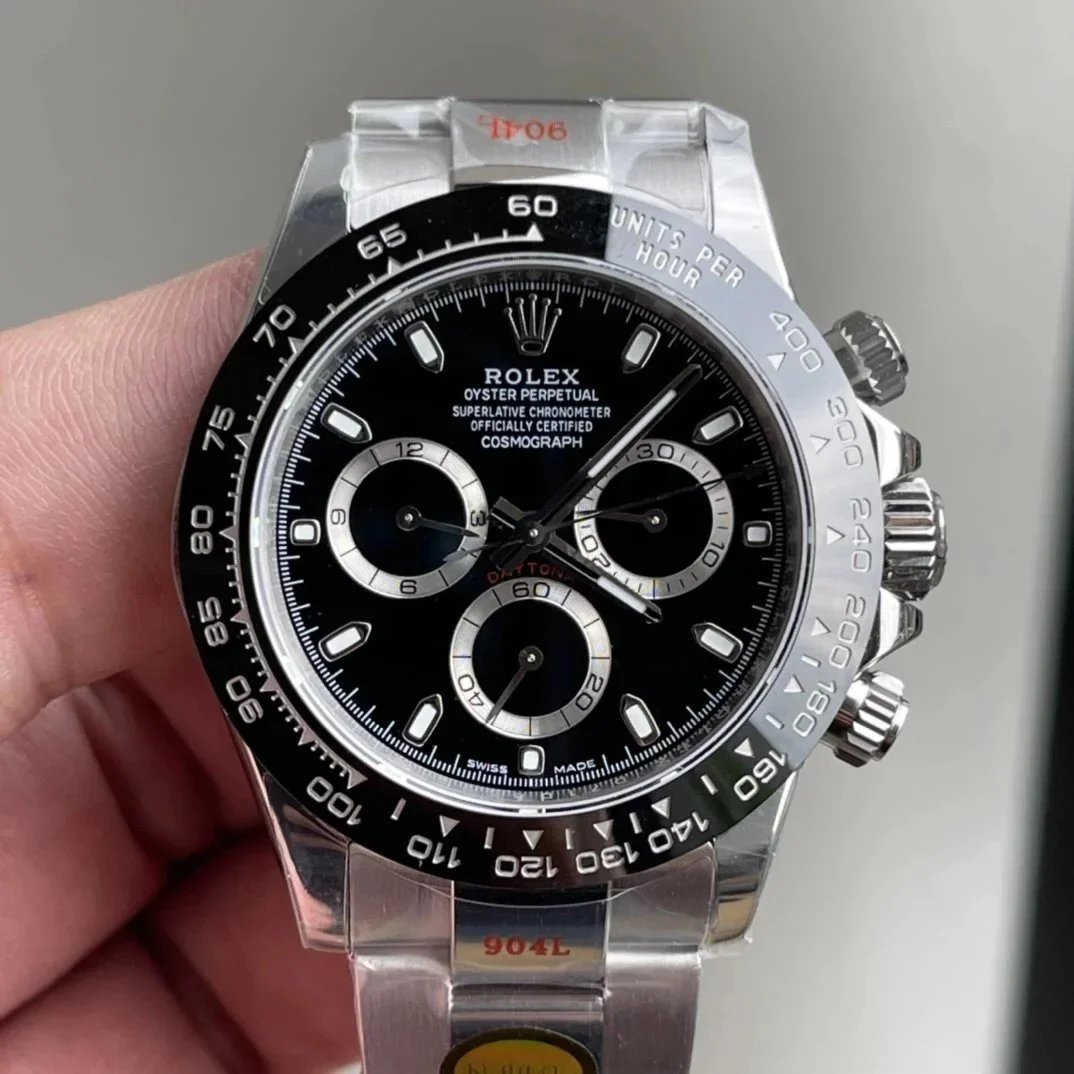 Rolex Multiple watch models — 21
