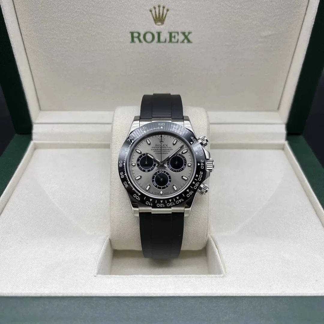 Rolex Multiple watch models — 34