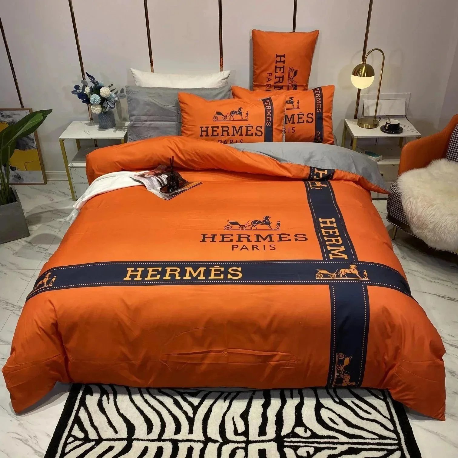 Louis Vuitton Uncategorized Four-Piece Logo-Print Bed Sheet Set — 18 1.8mm