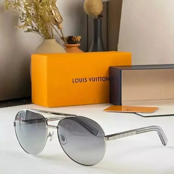 Ray-Ban Flat Top Square Sunglasses Blue Gradient Silver Frame - 10