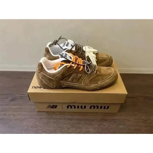 New Balance x Miu Miu 990v6 Brown Suede Sneakers - 1
