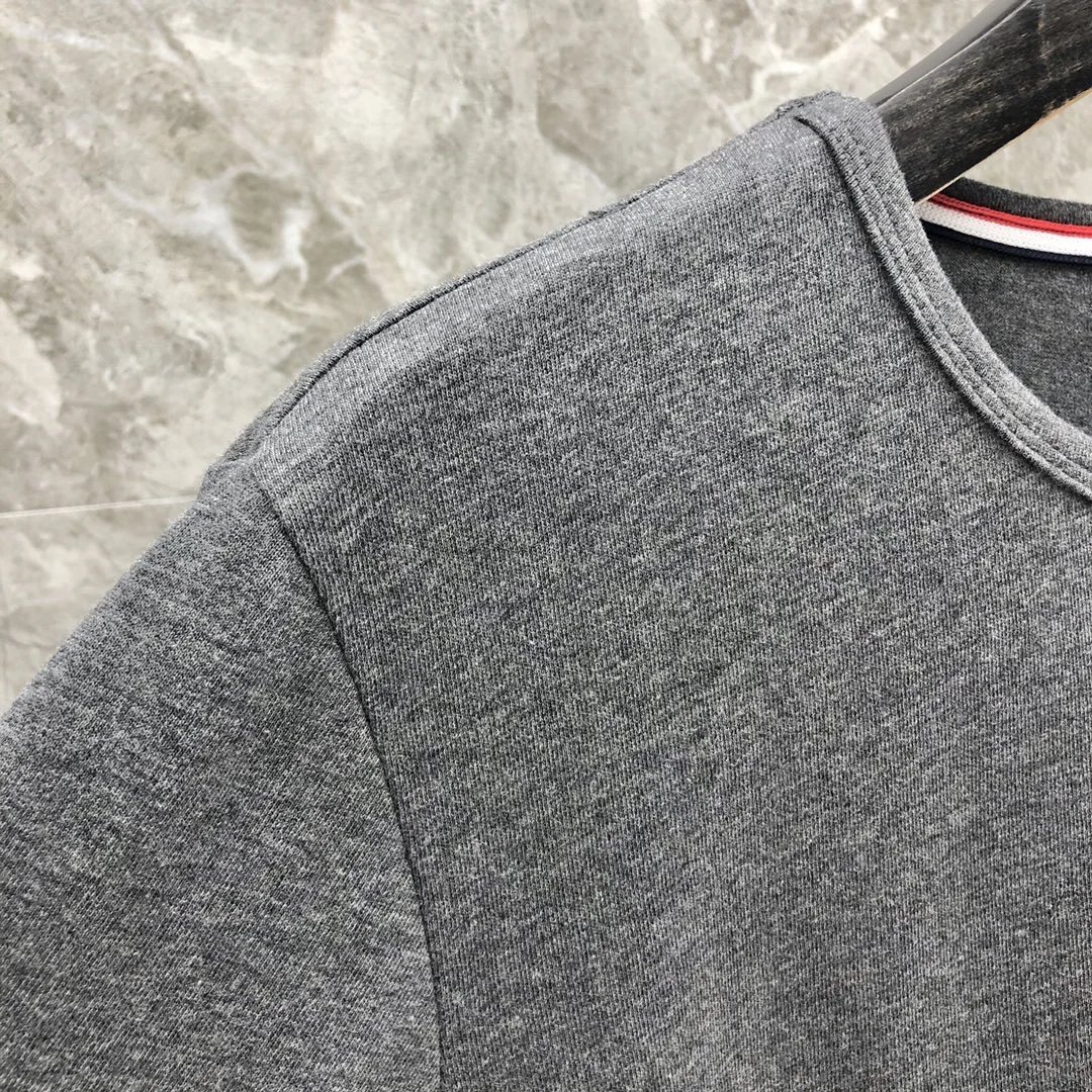 Thom Browne Classic Four-Bar Stripe Long-Sleeve T-Shirt Gray - 19