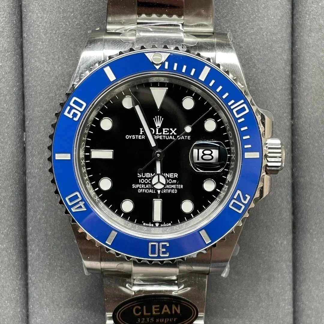 Rolex Submariner and Sea-Dweller image 3