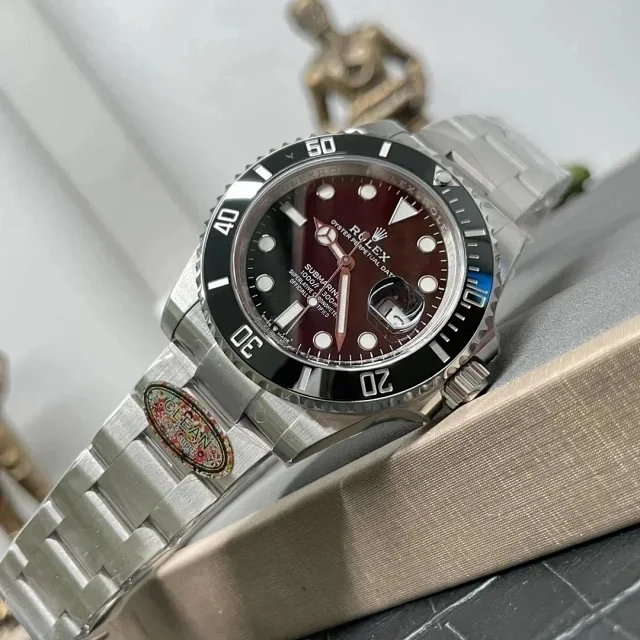 Rolex Submariner and Sea-Dweller product detail image 9
