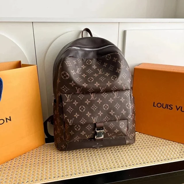 Gucci Backpacks Monogram Backpack product detail image 6