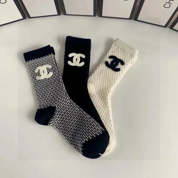 Loewe Anagram Logo Socks Black and Cream - 4