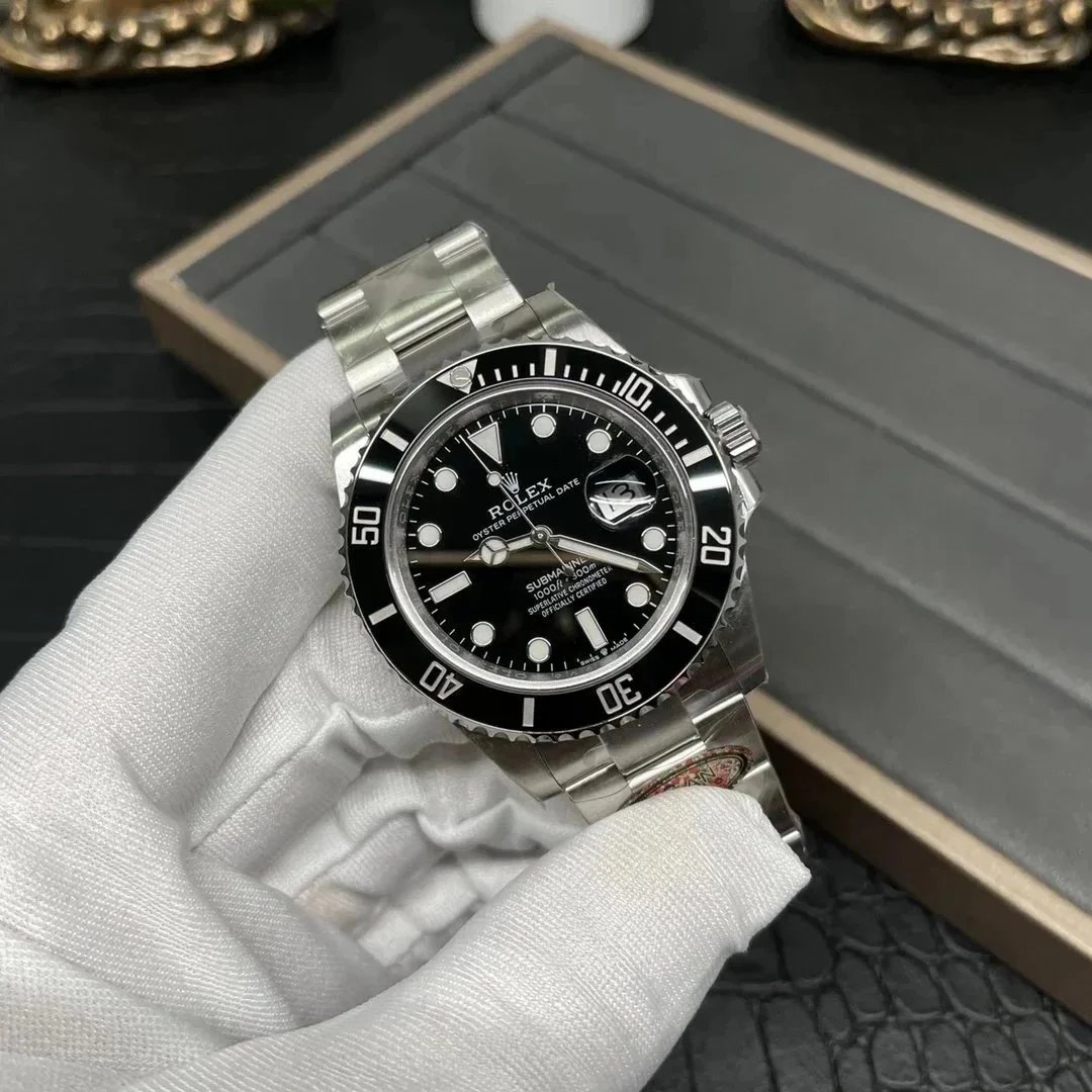 Rolex Submariner and Sea-Dweller image 8
