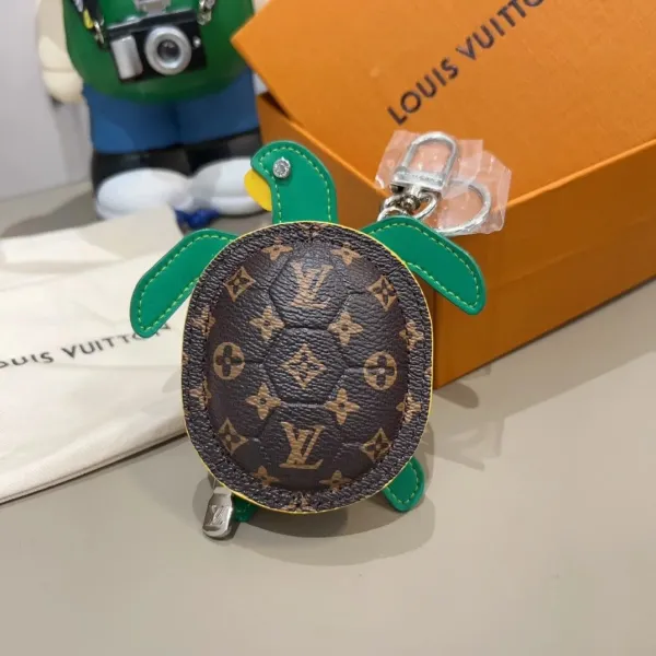 Louis Vuitton Crab Charm Monogram Sky Blue Leather Keychain - 12