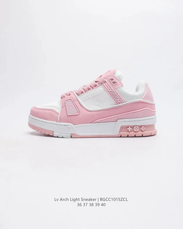 Louis Vuitton Trainer Sneaker product detail image 10