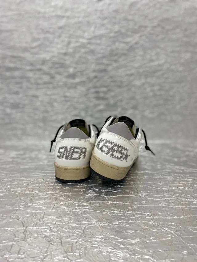 Golden Goose Sneakers Ball Star low-top product detail image 18