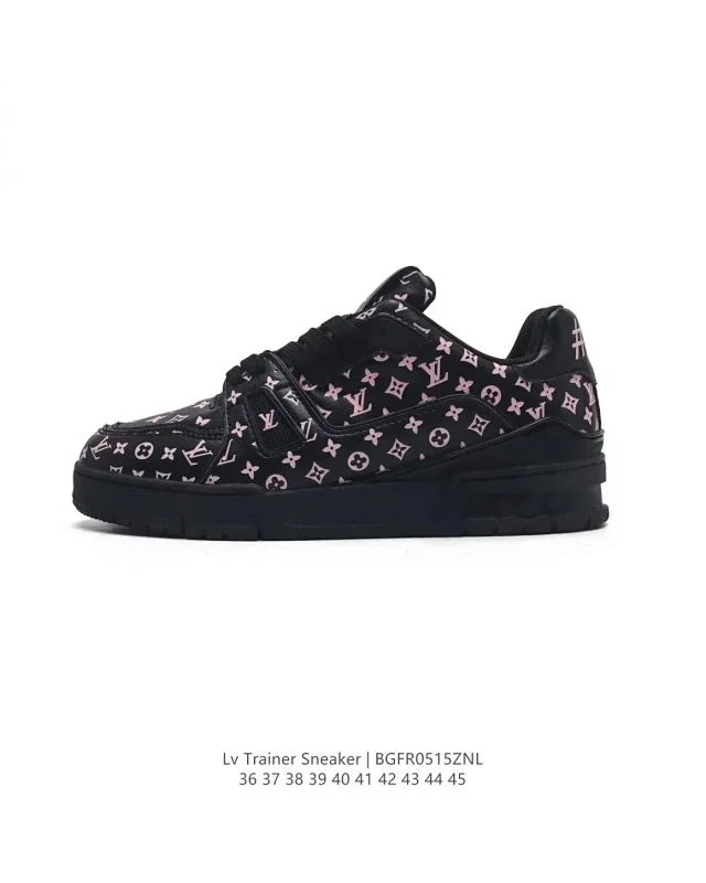 Louis Vuitton Trainer Sneaker product detail image 5