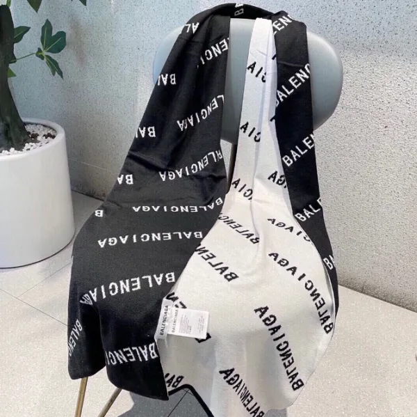 Balenciaga Logo Print Reversible Scarf Black/White - 3