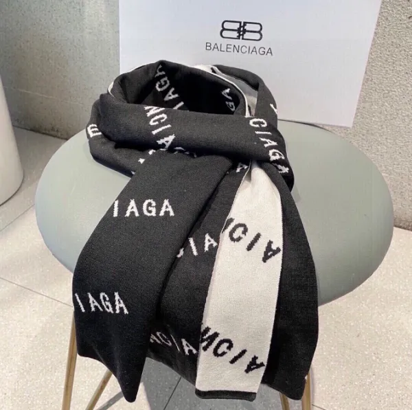 Balenciaga Logo Print Reversible Scarf Black/White - 4