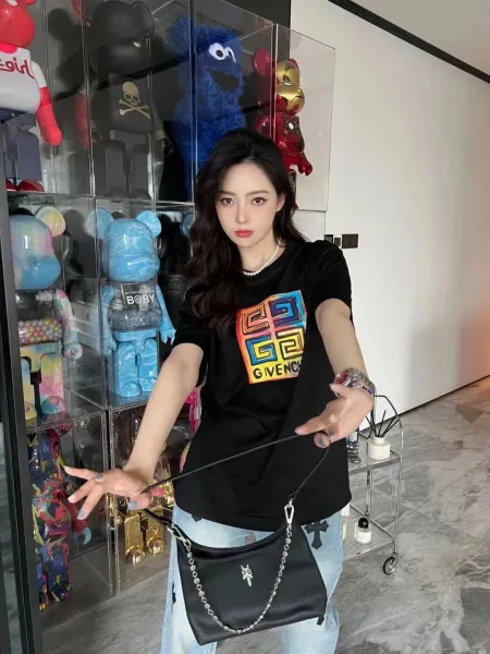 Gucci Lightning Logo Print White T-Shirt - 17