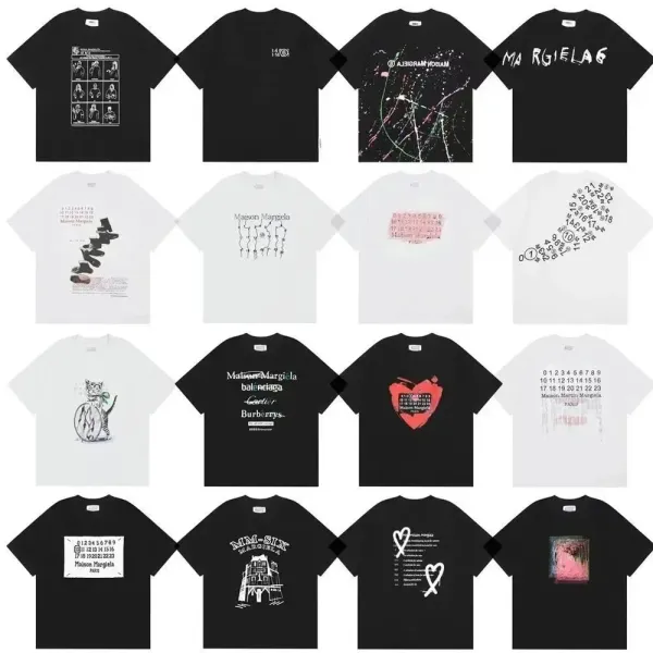 Maison Margiela Tabi Scribble Pink Print Black T-Shirt - 2